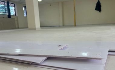 Local Comercial con Mezzanine