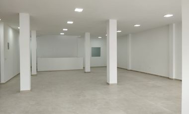 Local Comercial con Mezzanine