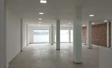 Local Comercial con Mezzanine