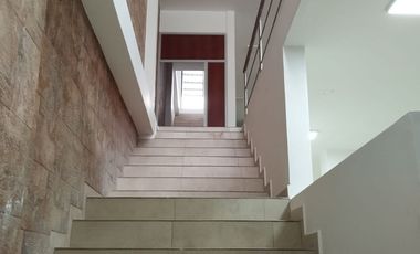 Local Comercial con Mezzanine