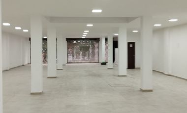Local Comercial con Mezzanine