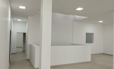 Local Comercial con Mezzanine