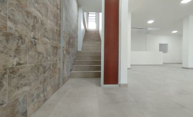 Local Comercial con Mezzanine