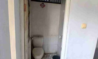 DISEWAKAN RUMAH POSISI HOOK DI SEKTOR 5, DEKAT STAN BINTARO JAYA