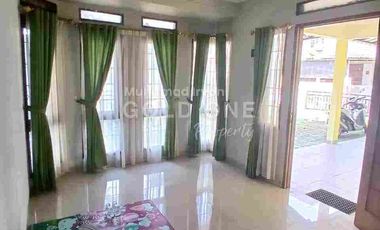 DISEWAKAN RUMAH POSISI HOOK DI SEKTOR 5, DEKAT STAN BINTARO JAYA