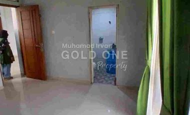 DISEWAKAN RUMAH POSISI HOOK DI SEKTOR 5, DEKAT STAN BINTARO JAYA