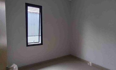 rumah sehat dengan taman di samping type evoria heavenland park candi sidoarjo