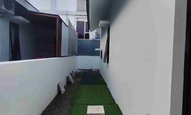 rumah sehat dengan taman di samping type evoria heavenland park candi sidoarjo