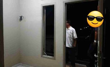 Rumah Lapangan Koni 1jt/bln jln kaki 5 menit ke Stasiun Depok Lama.