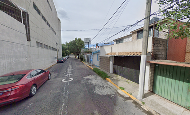 UBICACIÓN ESTRATÉGICA: Casa en Viveros del Valle, Tlalnepantla ¡A pasos de Mundo E!