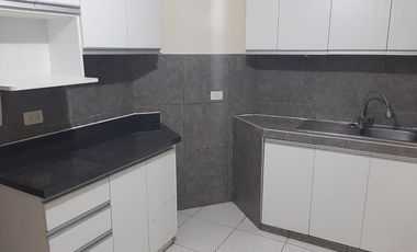 Bajo De Precio. Se Vende Lindo Dpto. Flat De 98 M2 (5To. Piso), En Urb. Santa Beatriz-Lima