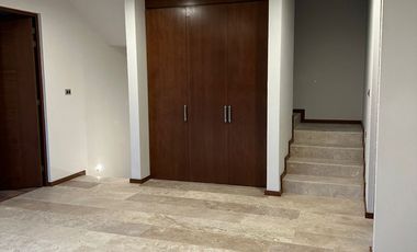 Casa en venta en una de las más exclusivas privadas Lomas del Pedregal