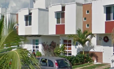 SE VENDE HERMOSA CASA EN RESIDENCIAL PLAYA AZUL, PLAYA DEL CARMEN