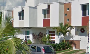 SE VENDE HERMOSA CASA EN RESIDENCIAL PLAYA AZUL, PLAYA DEL CARMEN