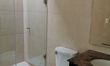 CASA DOS RECAMARAS EN RENTA UBICADA EN PRIVADA VIVALDI INVIERNO EN LOMAS DE GRAN JARDÍN DE LEÓN GTO