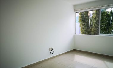 CASA DOS RECAMARAS EN RENTA UBICADA EN PRIVADA VIVALDI INVIERNO EN LOMAS DE GRAN JARDÍN DE LEÓN GTO