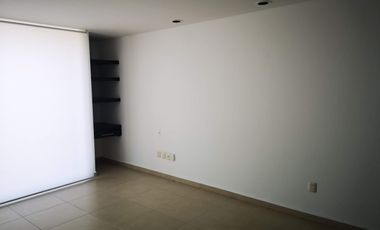 CASA DOS RECAMARAS EN RENTA UBICADA EN PRIVADA VIVALDI INVIERNO EN LOMAS DE GRAN JARDÍN DE LEÓN GTO