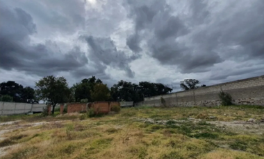 TERRENO CON CONSTRUCCIÓN EN VENTA EN PRIVADA LOS OCOTES NO. 6, COLONIA SAN JUAN CHACHAPA, AMOZOC, PUEBLA. (REMATE BANCARIO)