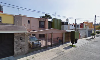 VENTA DE CASA EN CALLE ROMA 117 VALLE DORADO TLANEPANTLA ESTADO DE MEXICO