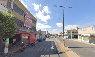 EDIFICIO EN VENTA EN VALLE DE CHALCO, MÉXICO – Tres niveles con local comercial y departamentos, Recuperación Bancaria