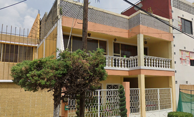 VENTA DE CASA Calle Zahuatlan 275, Hab la Romana, 54030 Tlalnepantla, Méx.