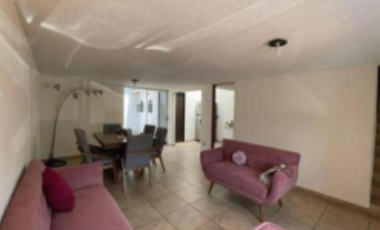 VENTA DE CASA Calle Zahuatlan 275, Hab la Romana, 54030 Tlalnepantla, Méx.