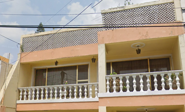 VENTA DE CASA Calle Zahuatlan 275, Hab la Romana, 54030 Tlalnepantla, Méx.