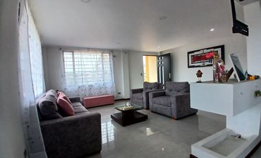 🏡 SE VENDE CASA EN TUNJA 📍 A 4 km de la salida hacia Villa de Leyva