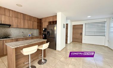 Casa moderna en renta sin muebles – Urbanización Barú, Manta