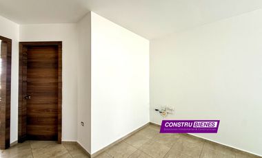 Casa moderna en renta sin muebles – Urbanización Barú, Manta