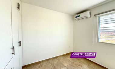 Casa moderna en renta sin muebles – Urbanización Barú, Manta