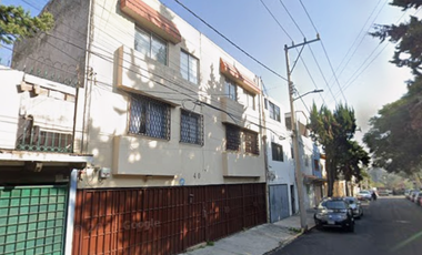 Excelente Oportunidad de Inversión !!! Aprovecha y adquiere esta hermosa y amplia Casa en una de las mejores zonas de Álvaro Obregón, CDMX.