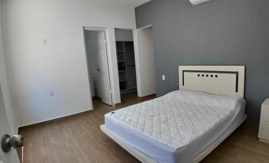 Rinconada Banderas 17, propiedad con 4 departamentos.