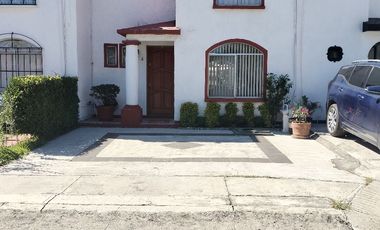 Renta Casa cerca del centro de Tepotzotlan, Lienzo Charro y Avenida.