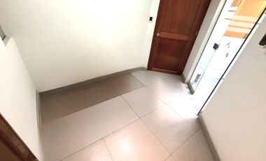 ALQUILO DEPARTAMENTO S/. 3200    EN LA MOLINA, PRIMER PISO