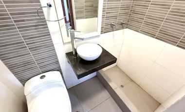 ALQUILO DEPARTAMENTO S/. 3200    EN LA MOLINA, PRIMER PISO