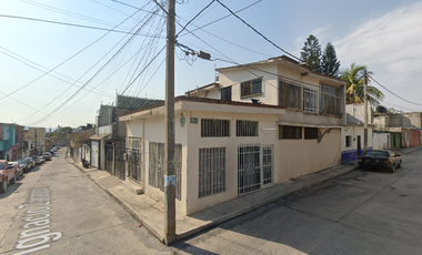 CASA EN VENTA EN TLAQUILTENANGO, MORELOS – Ubicación céntrica cerca de servicios y comercios, Recuperación Bancaria