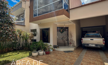 🏡 Casa en venta – Ciudadela Médicos, Machángara