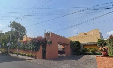 Venta de casa en Condominio en Olivar de los Padres