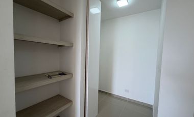 Venta Hermoso Apartamento Esquinero, Sector Galicia Cerritos