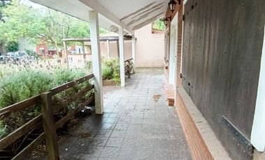 Chalet + Dúplex en Mar del Tuyú – más de 6 Ambientes - Excelente Zona – Ideal Inversor