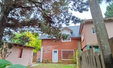 Chalet + Dúplex en Mar del Tuyú – más de 6 Ambientes - Excelente Zona – Ideal Inversor