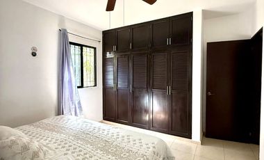 Casa en Esquina en Gran Santa Fe con Terreno Excedente