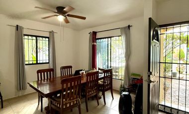 Casa en Esquina en Gran Santa Fe con Terreno Excedente