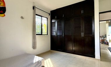 Casa en Esquina en Gran Santa Fe con Terreno Excedente