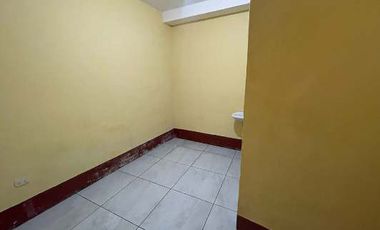En venta CASA DE 3 PISOS + AZOTEA - Loreto