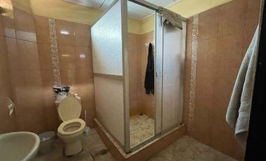 En venta CASA DE 3 PISOS + AZOTEA - Loreto