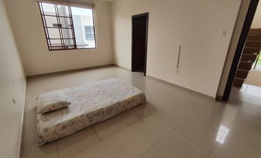 casa de venta en portoviejo sector de picoaza