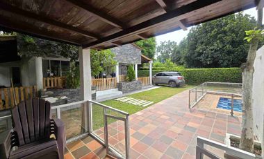 VENDO HERMOSA PARCELA VIA GUATIGUARA PISCINA BBQ JACUZZI AREA 50O METROS