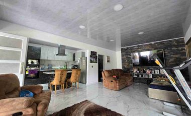 VENDO HERMOSA PARCELA VIA GUATIGUARA PISCINA BBQ JACUZZI AREA 50O METROS